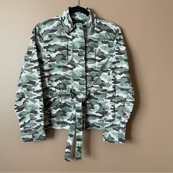 Banana Republic Camo Utility Jacket Petite Size Small - Picture 16 of 16